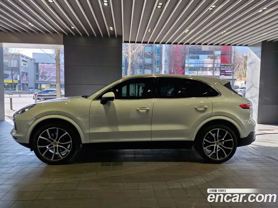 Porsche Cayenne 2020 3.0 гидро в Москве № 1837235, фото 3