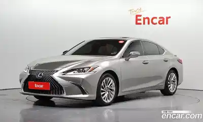 Lexus ES, 2018