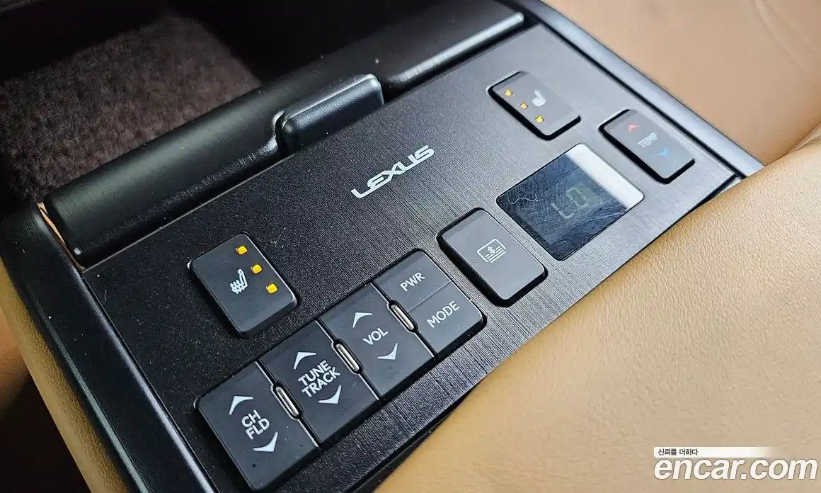 Lexus ES 2018 2.5 гидро в Москве № 1837946, фото 18
