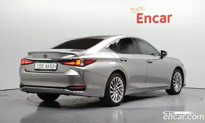 Lexus ES 2018 2.5 гидро в Москве № 1837946, миниатюра 2