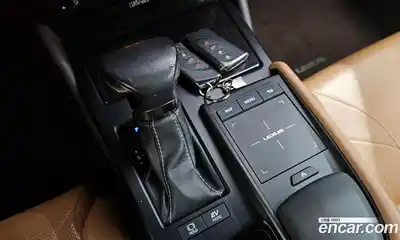 Lexus ES 2018 2.5 гидро в Москве № 1837962, миниатюра 12