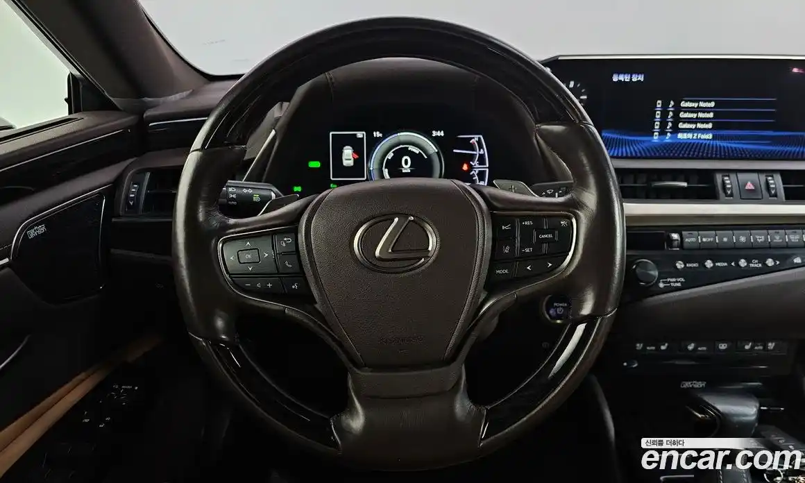Lexus ES 2018 2.5 гидро в Москве № 1837962, фото 18