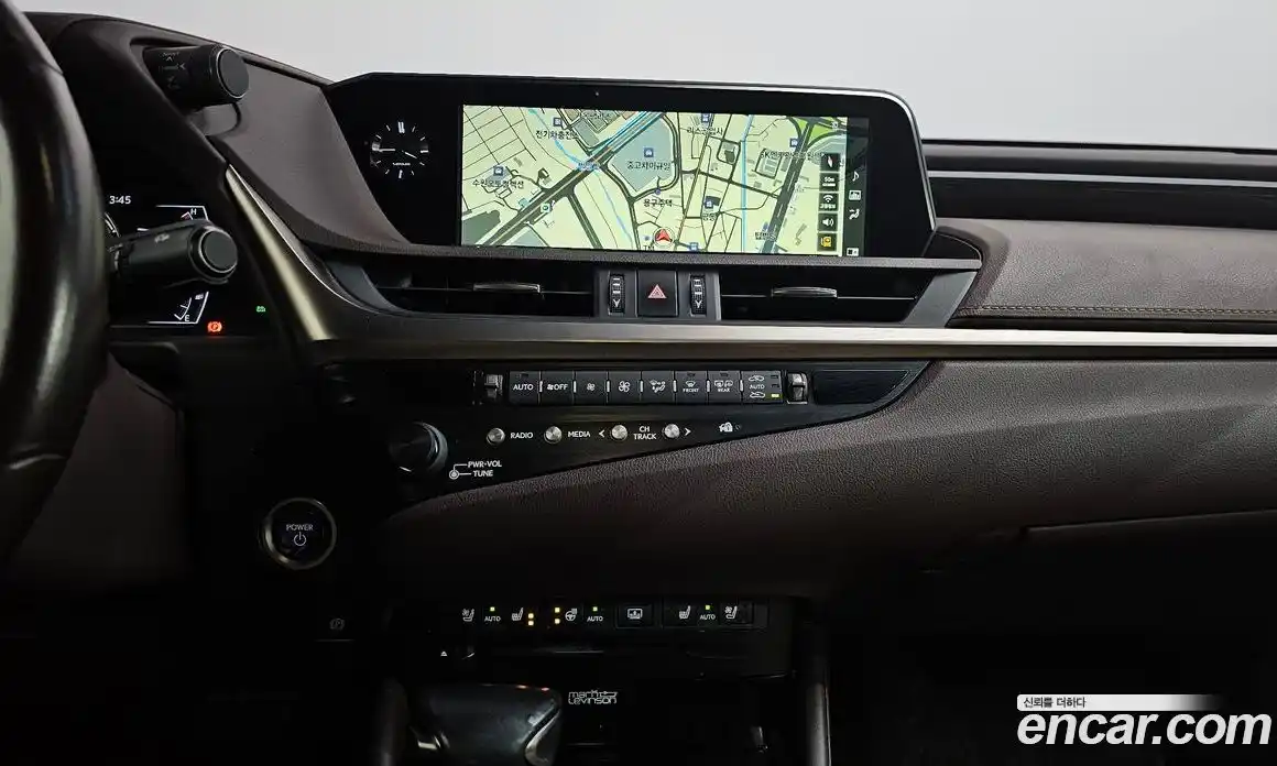 Lexus ES 2018 2.5 гидро в Москве № 1837962, фото 19