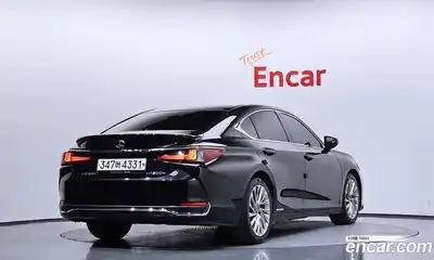 Lexus ES 2018 2.5 гидро в Москве № 1837962, миниатюра 2