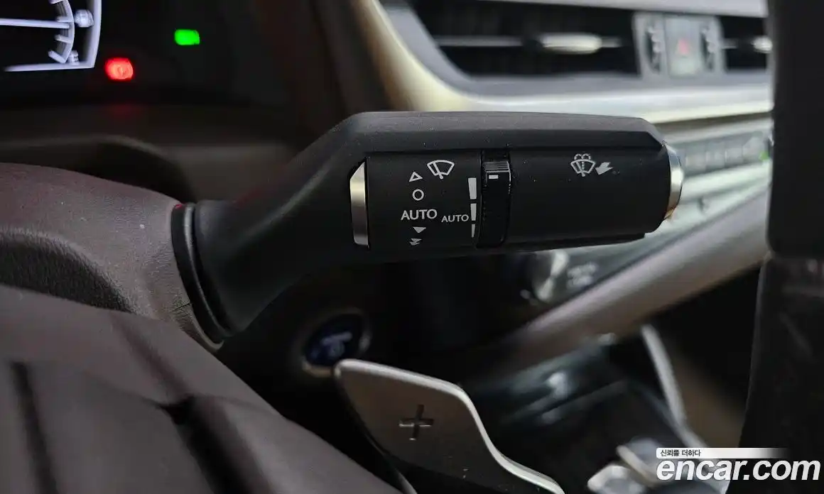 Lexus ES 2018 2.5 гидро в Москве № 1837962, фото 30