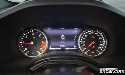 Jeep Renegade 2020 1.6 гидро в Москве № 1838379, миниатюра 11
