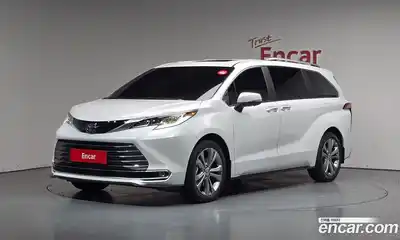 Toyota Sienna, 2025