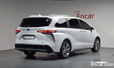 Toyota Sienna 2025 2.5 гидро в Москве № 1838472, миниатюра 2