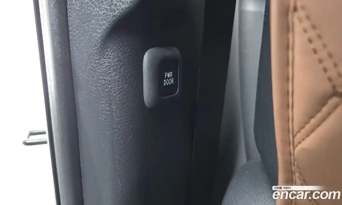 Toyota Sienna 2025 2.5 гидро в Москве № 1838472, фото 32