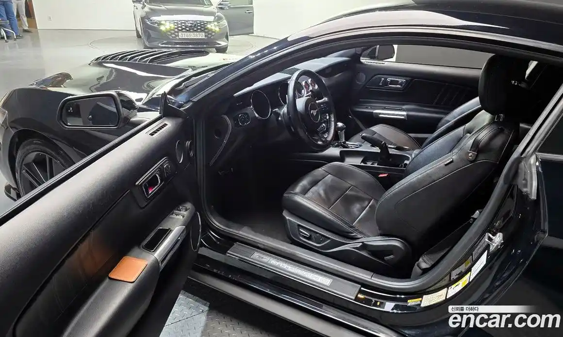 Ford Mustang 2017 2.3 гидро в Москве № 1838789, фото 13