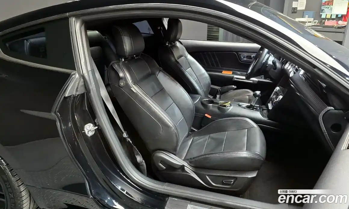 Ford Mustang 2017 2.3 гидро в Москве № 1838789, фото 18