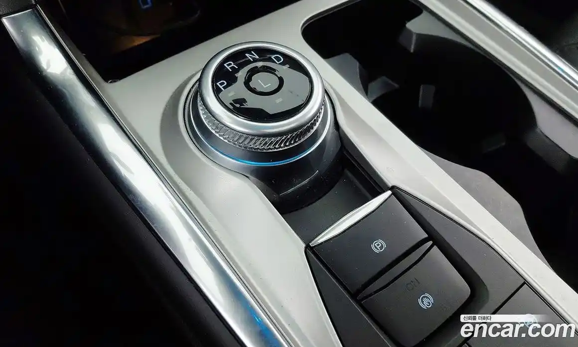 Ford Explorer 2023 3.0 гидро в Москве № 1838939, фото 9