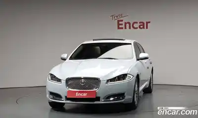 Jaguar XF 2015 2.2 гидро в Москве № 1840461, миниатюра 3