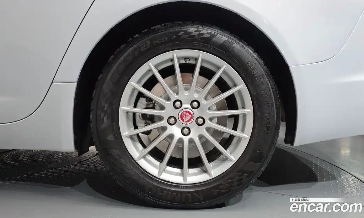 Jaguar XF 2015 2.2 гидро в Москве № 1840461, фото 7