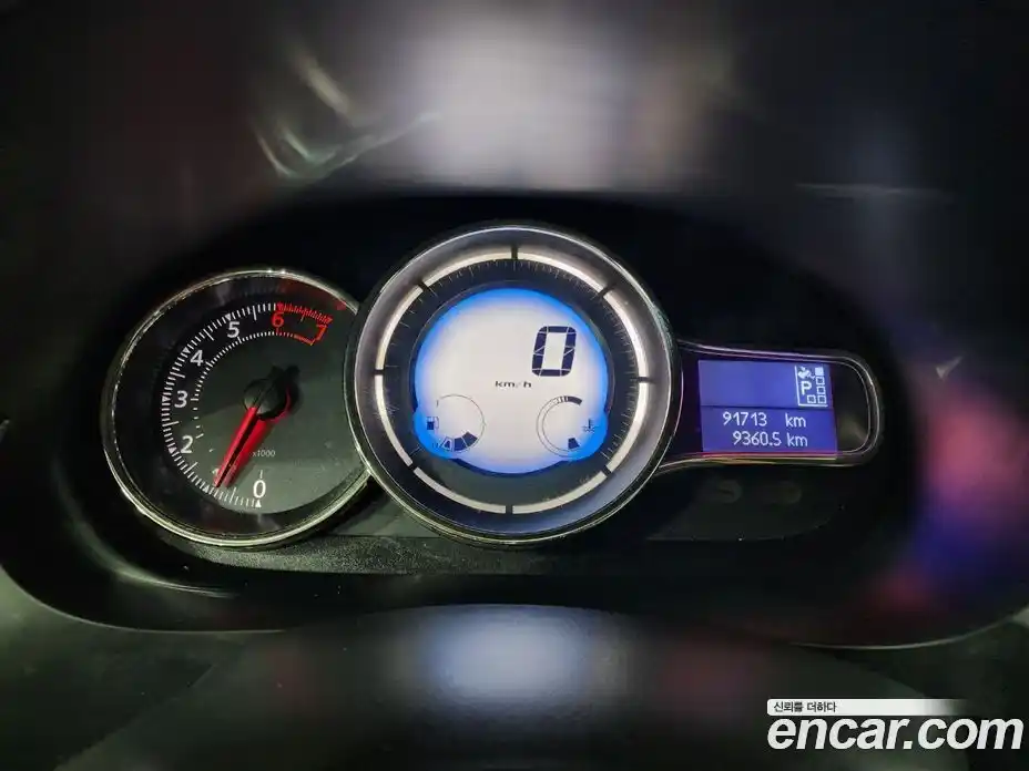 Renault SM3 2014 1.6 гидро в Москве № 186082, фото 9