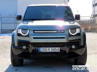 Land Rover Defender, 2021