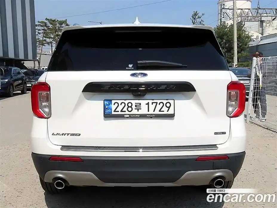 Ford Explorer 2022 3.3 гидро в Москве № 976403, фото 4