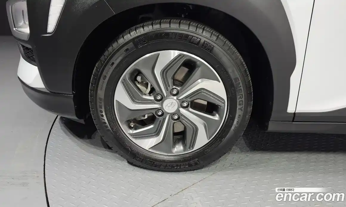 Hyundai Kona 2020 1.6 гидро в Москве № 109898, фото 5