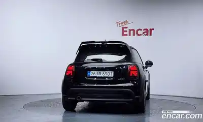 Mini Cooper 2021 1.5 гидро в Москве № 1323045, миниатюра 3