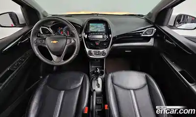 Chevrolet Spark 2018 1.0 гидро в Москве № 1344726, миниатюра 10