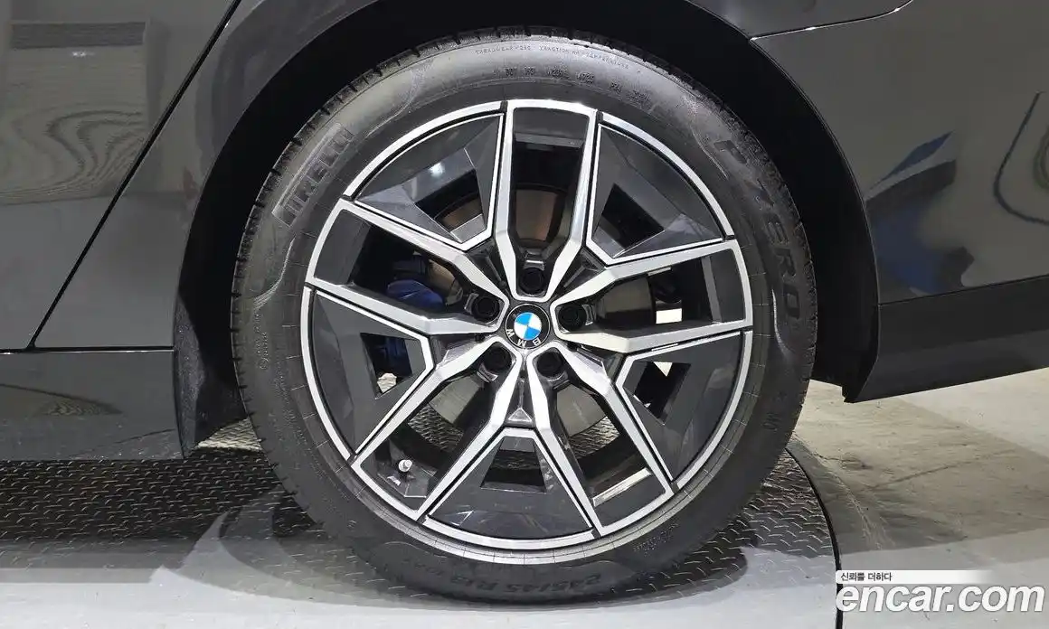 BMW 5-Series 2025 2.0 гидро в Москве № 1347119, фото 7