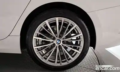 BMW 3-Series 2019 2.0 гидро в Москве № 1347276, миниатюра 6