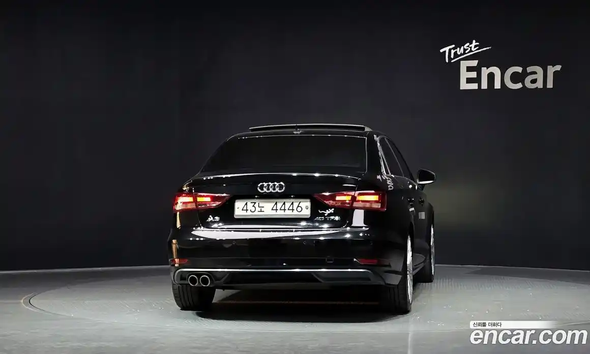 Audi A3 2018 2.0 гидро в Москве № 1348553, фото 4