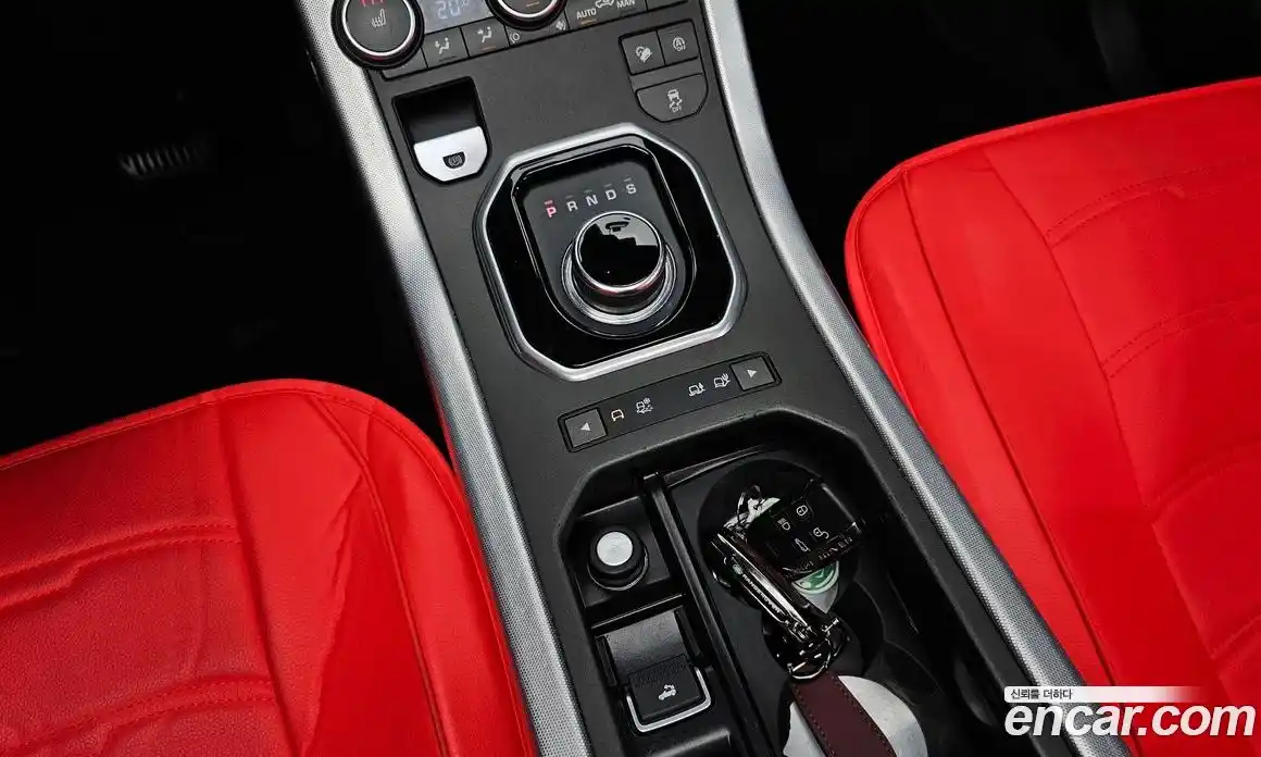 Land Rover Range-Rover Evoque 2018 2.0 гидро в Москве № 1349528, фото 11