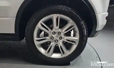 Land Rover Range-Rover Evoque 2018 2.0 гидро в Москве № 1349528, миниатюра 6