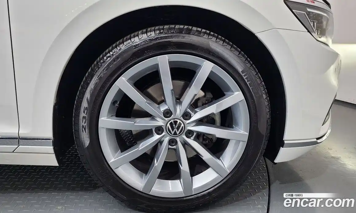 Volkswagen Passat 2021 2.0 гидро в Москве № 1350210, фото 7