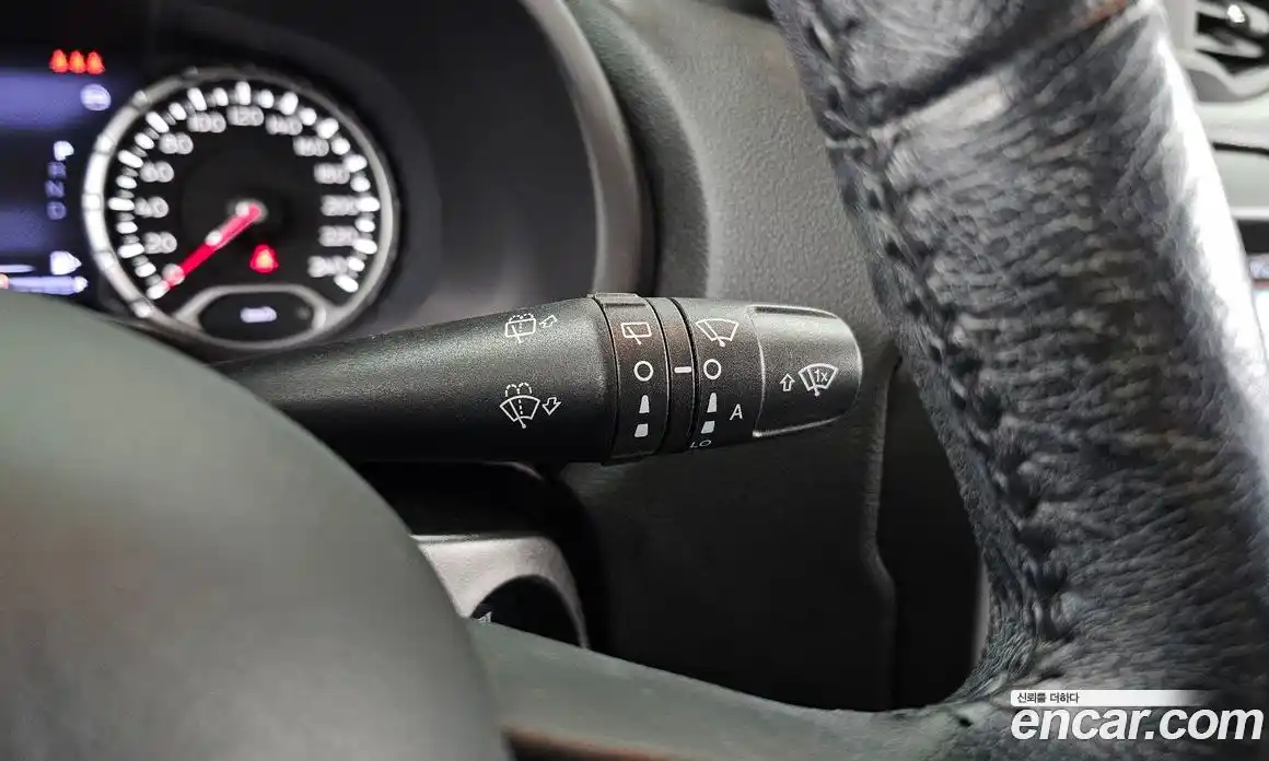Jeep Renegade 2020 1.6 гидро в Москве № 1350555, фото 30