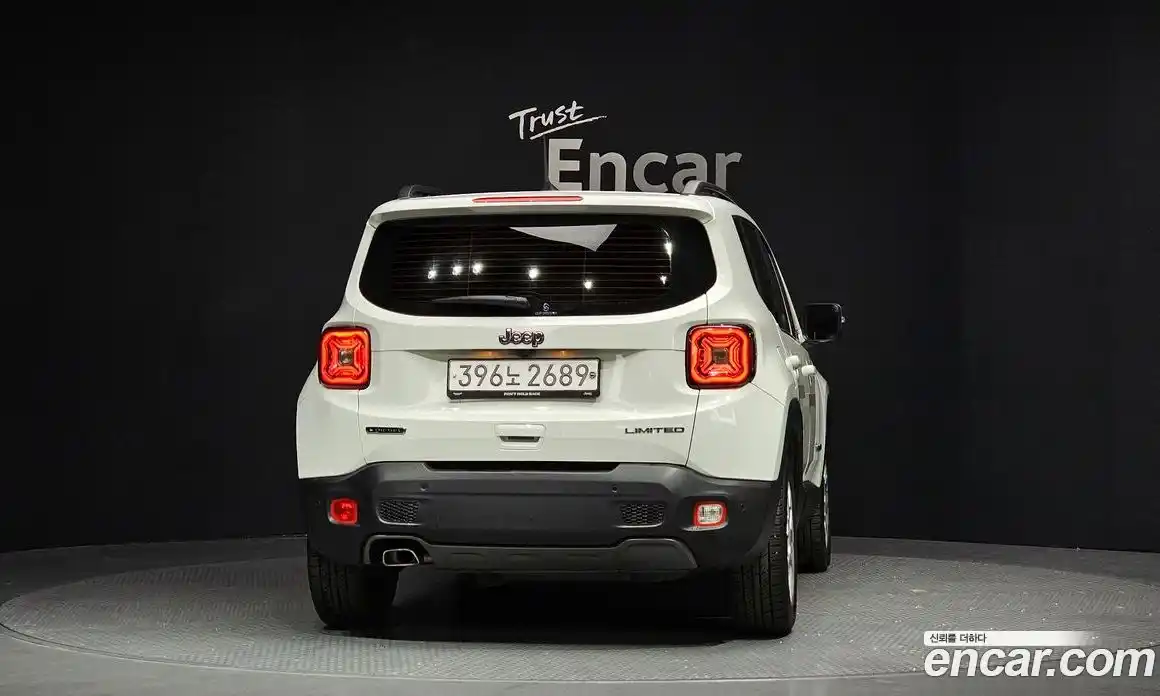Jeep Renegade 2020 1.6 гидро в Москве № 1350555, фото 4