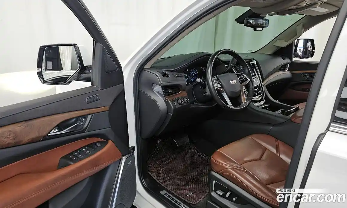 Cadillac Escalade 2020 6.2 гидро в Москве № 1351333, фото 13