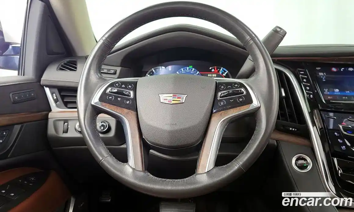 Cadillac Escalade 2020 6.2 гидро в Москве № 1351333, фото 19