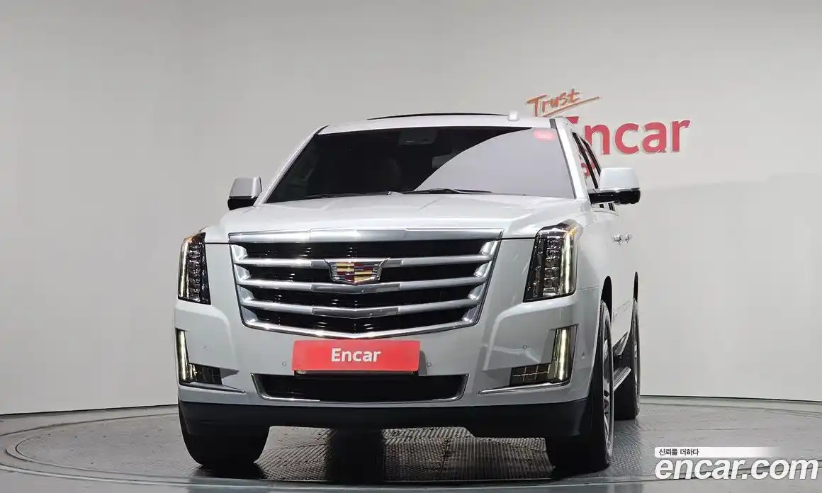 Cadillac Escalade 2020 6.2 гидро в Москве № 1351333, фото 3