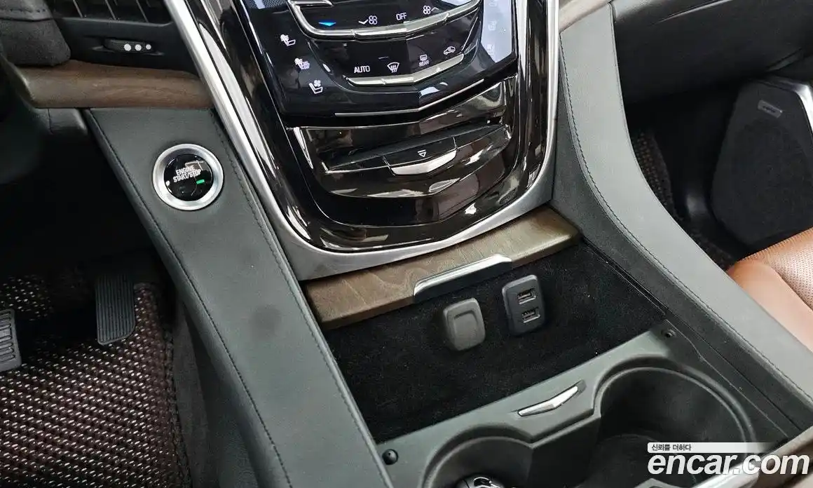 Cadillac Escalade 2020 6.2 гидро в Москве № 1351333, фото 33