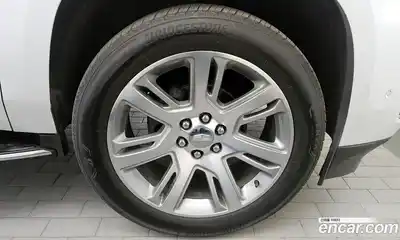 Cadillac Escalade 2020 6.2 гидро в Москве № 1351333, миниатюра 7