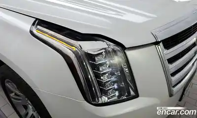 Cadillac Escalade 2020 6.2 гидро в Москве № 1351333, миниатюра 8