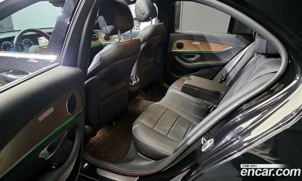Mercedes-Benz E-Class 2021 2.0 гидро в Москве № 1403917, фото 17