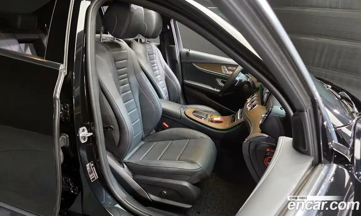 Mercedes-Benz E-Class 2021 2.0 гидро в Москве № 1403917, фото 18