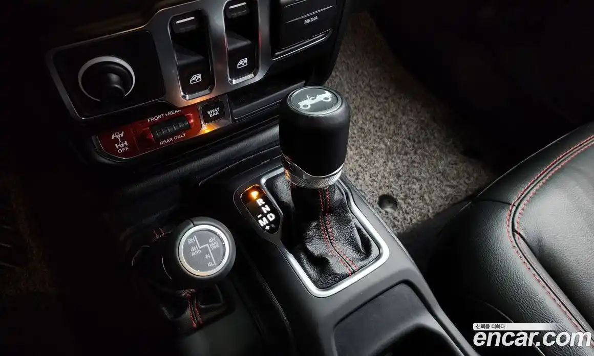 Jeep Wrangler 2020 2.0 гидро в Москве № 1405785, фото 12