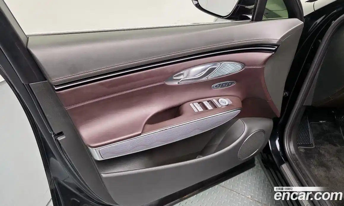 Genesis GV70 2021 2.5 гидро, фото 14