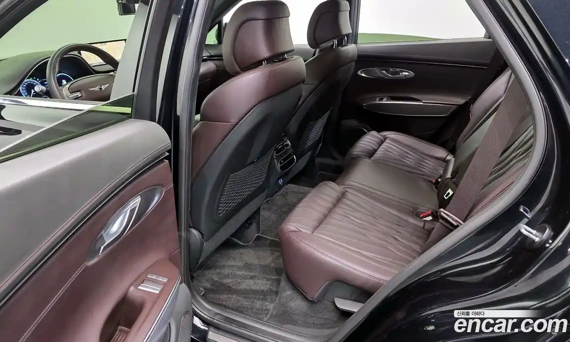 Genesis GV70 2021 2.5 гидро, фото 17
