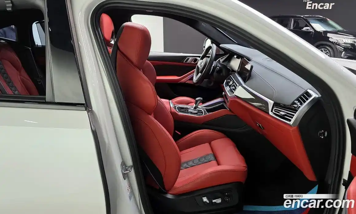 BMW X6M 2023 4.4 гидро в Москве № 1418962, фото 18