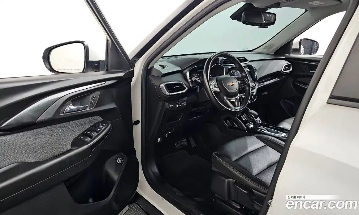 Chevrolet TrailBlazer 2022 1.3 гидро в Москве, фото 13