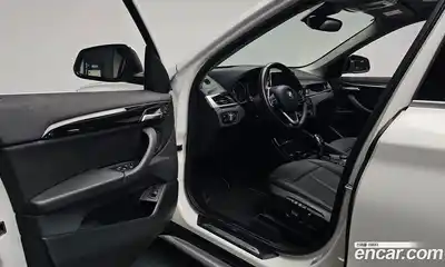 BMW X1 2022 2.0 гидро в Москве № 1420421, миниатюра 12