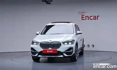 BMW X1 2022 2.0 гидро в Москве № 1420421, миниатюра 2