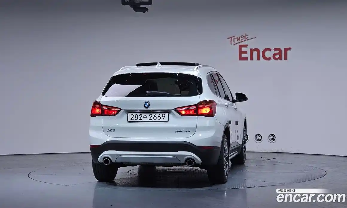 BMW X1 2022 2.0 гидро в Москве № 1420421, фото 3