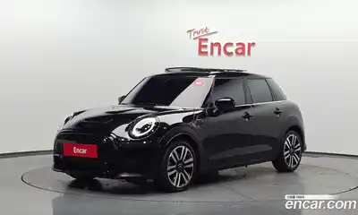 Mini Cooper, 2024