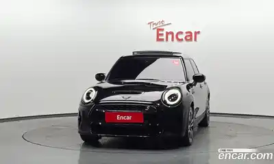 Mini Cooper 2024 2.0 гидро в Москве № 1423578, миниатюра 3